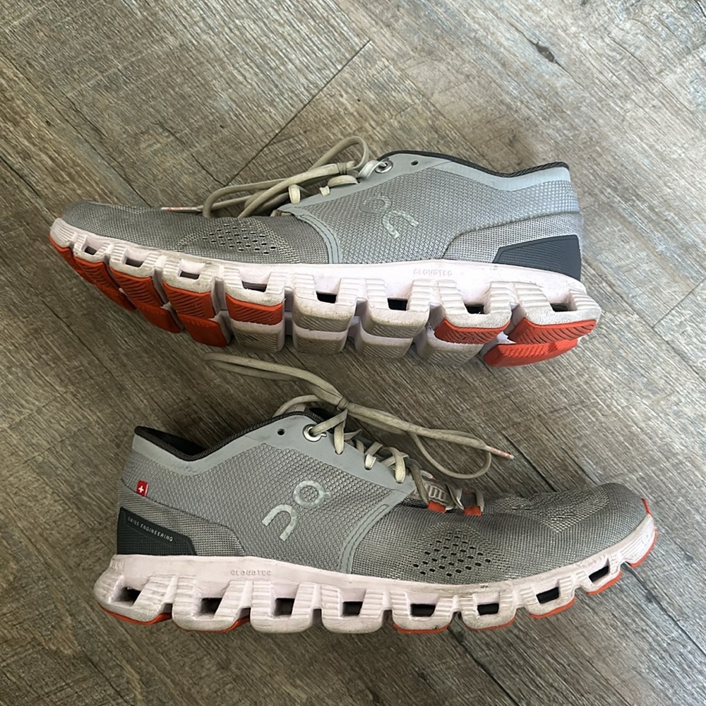 On Cloud X Running Shoes